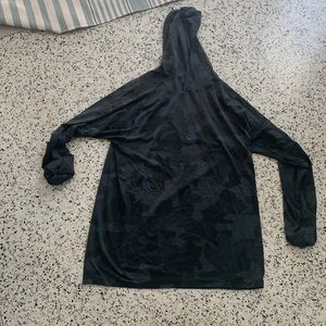 Metal vent tech large sweatshirt